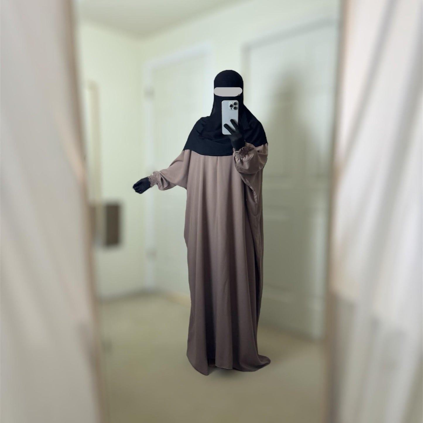 Batwing bat wing abaya, modest sunnah abaya with elastic cuff sleeve. loose modest shari abaya
